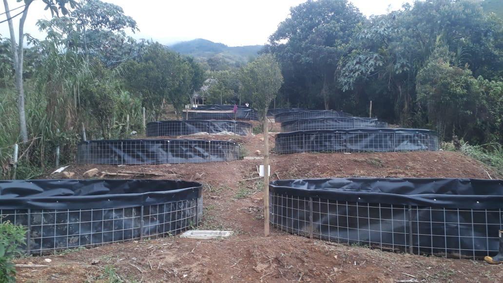 Tanque acuícola con geomembrana flexible