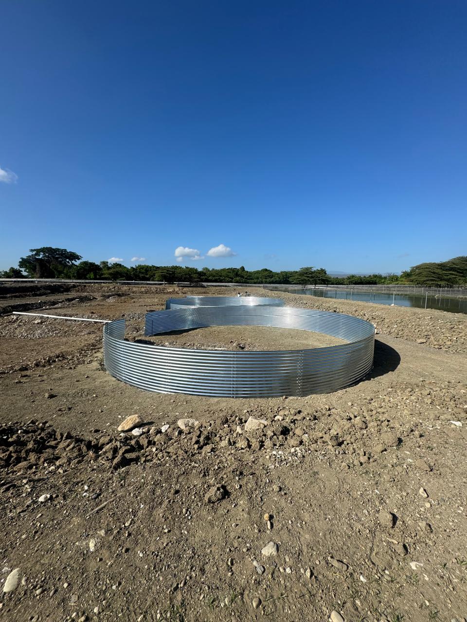 Tanque australiano para riego agrícola